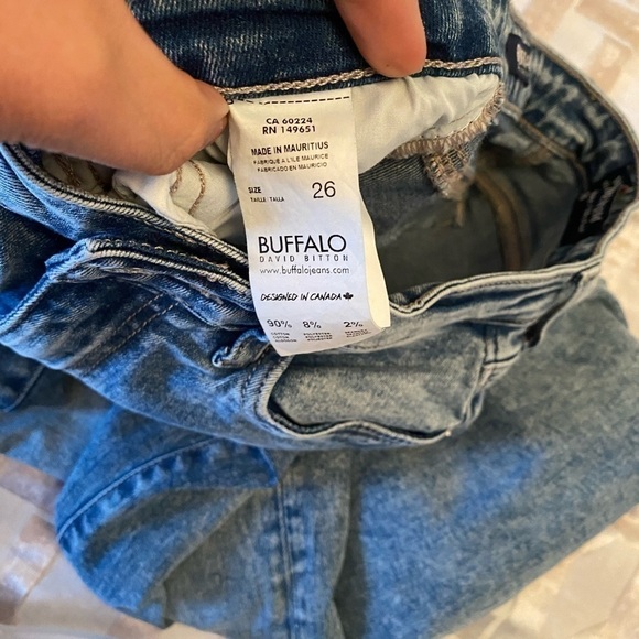 Buffalo high rise jeans. Skinny jeans , very flattering light blue jeans - Picture 8 of 10